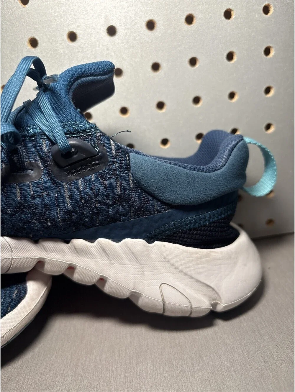 Nike Free Run 5.0 RN Running Shoes Mens Sz 9.5 Blue Comfort Lightweight Sneakers